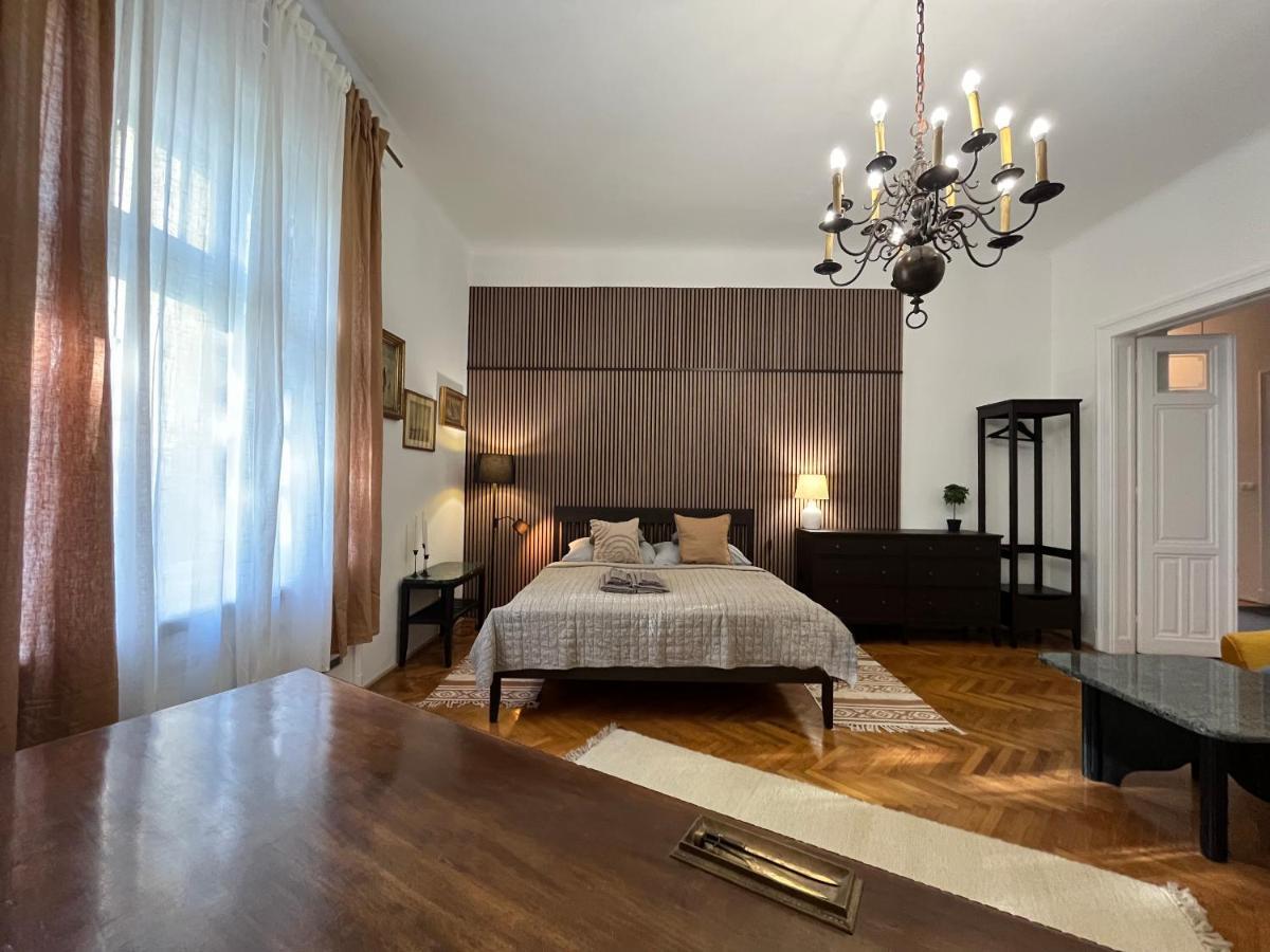 Hillside Luxury Residence Budapest With Free Garage Exterior foto